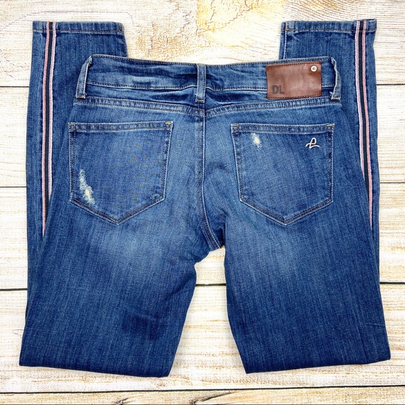DL1961 Azalea Relaxed Skinny Distressed Striped Slim Denim Jeans - Picture 6 of 7